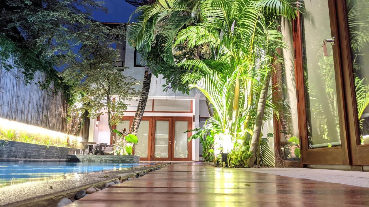 Sarina Hotel & Villa Phnom Penh Extérieur photo
